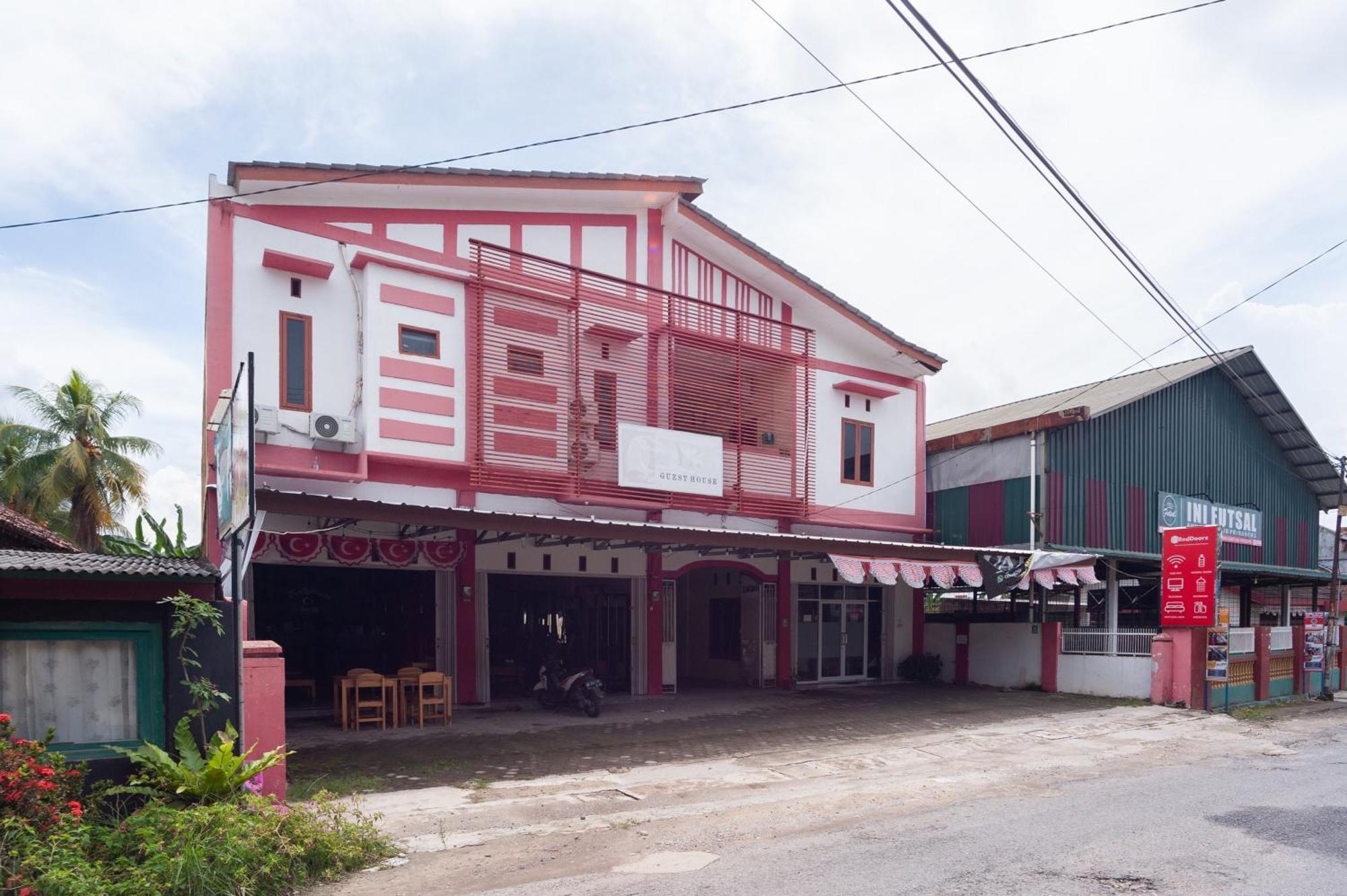 Reddoorz Near Universitas Muhammadiyah Pringsewu Margakaya  Luaran gambar